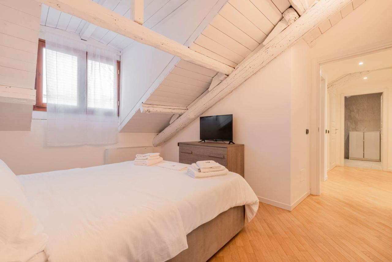 Brera Flat Near Duomo Apartment Milan Exterior photo