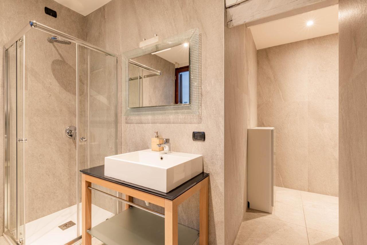 Brera Flat Near Duomo Apartment Milan Exterior photo